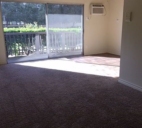 4th image of 16547 Vanowen St APT 101