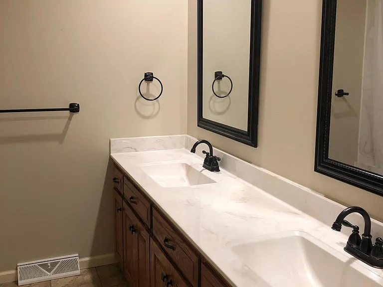 2799 W Buena Vista St — Photo 9