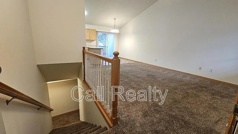 Building Photo - 1217 E Chantel Dr