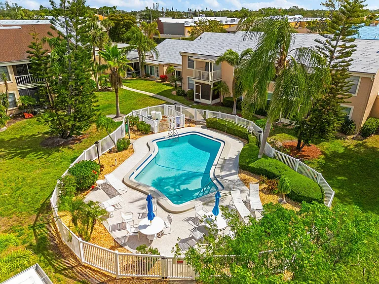 Community Pool.