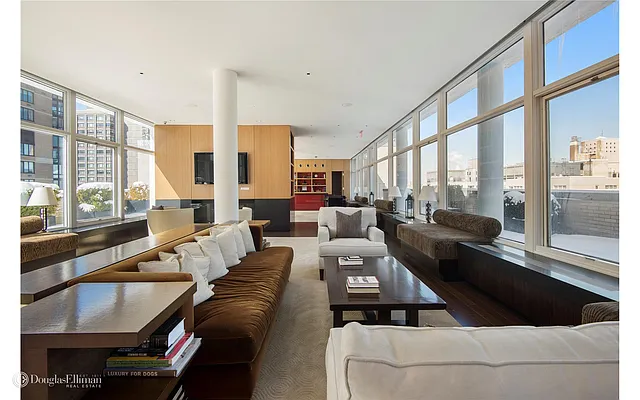 Sold by Douglas Elliman | media 21