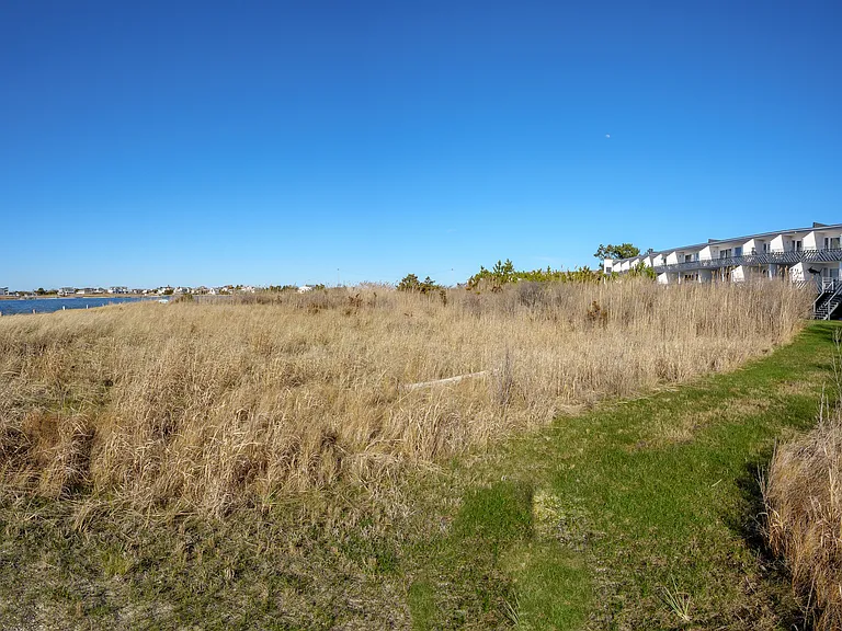 274 Dune Rd #19 — Photo 14
