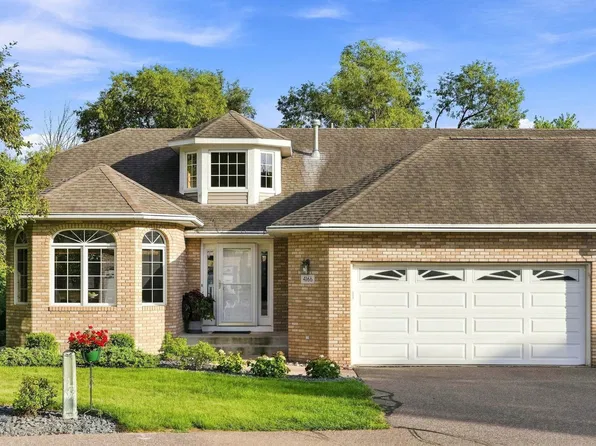 4166 Thornhill Ln, Vadnais Heights, MN 55127