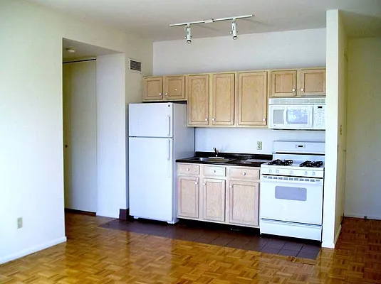 Rented by Voro New York | media 55