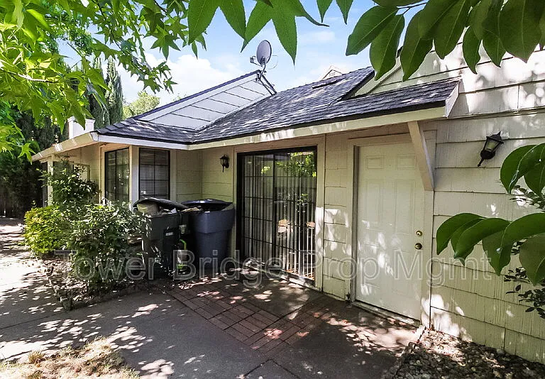 2277 Sandcastle Way — Photo 11