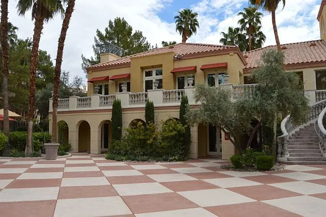 220 E Flamingo Rd #330 — Photo 27