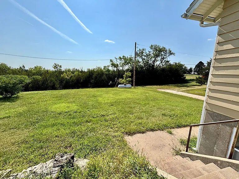11015 Lakeview Dr — Photo 21