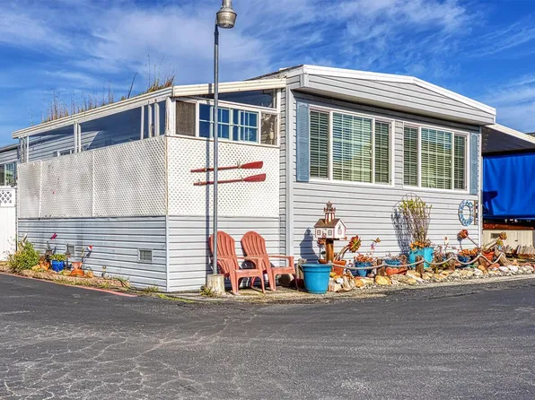 2155 Wharf Rd #12, Capitola, CA 95010