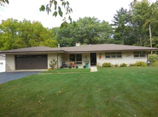 1129 Lakeridge Rd, Danville, IL 61832