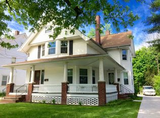 1532 Richmond Rd, Lyndhurst, OH 44124