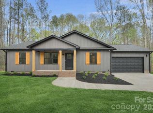 2504 Lazy Oak Dr, Lancaster, SC 29720