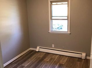 3411 E 26th St #5, Des Moines, IA 50317
