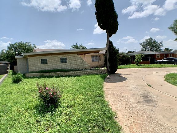 3rd image of 2922 Dawn Ave