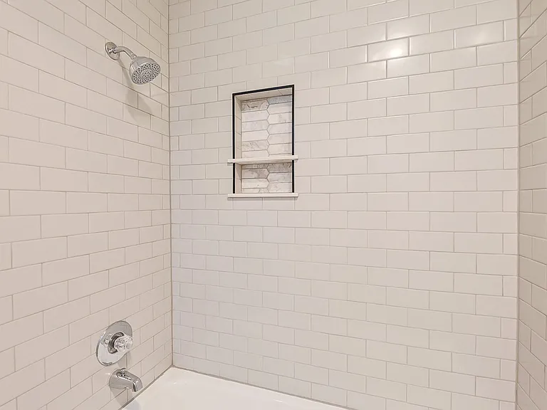 8308 Albany Ave — Photo 49