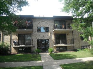 7900 Nordica Ave APT 1N, Burbank, IL 60459