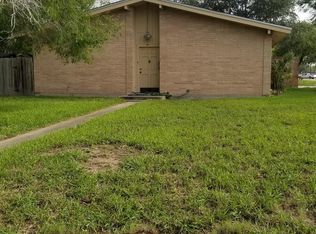 383 E Rivers Ave, Raymondville, TX 78580