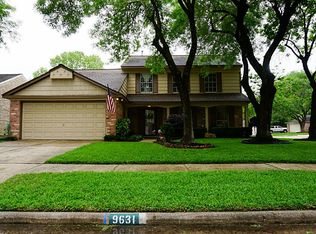 9631 Oldenburg Ln, Houston, TX 77065