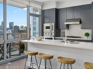 4 W Delaware Pl #1602, Chicago, IL 60610