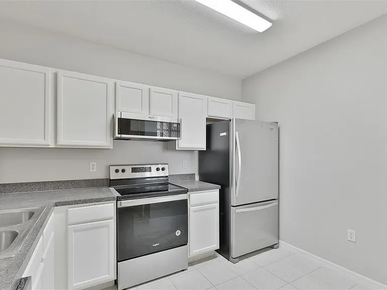 6437 Cypressdale Dr #201 — Photo 18