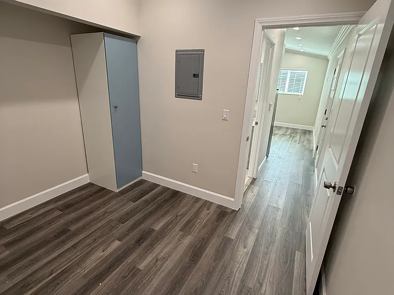 14352 Tiara St #4 — Photo 6