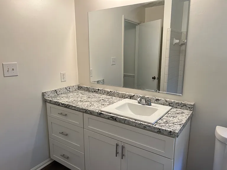 1307 Ridgewood Dr SW — Photo 10