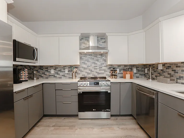 810 W Ocean View Ave #B — Photo 21