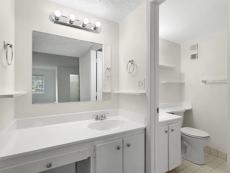 3940 Inverrary Blvd #404-A — Photo 17