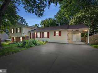 15303 Harmony Hill Ct, Centreville, VA 20120