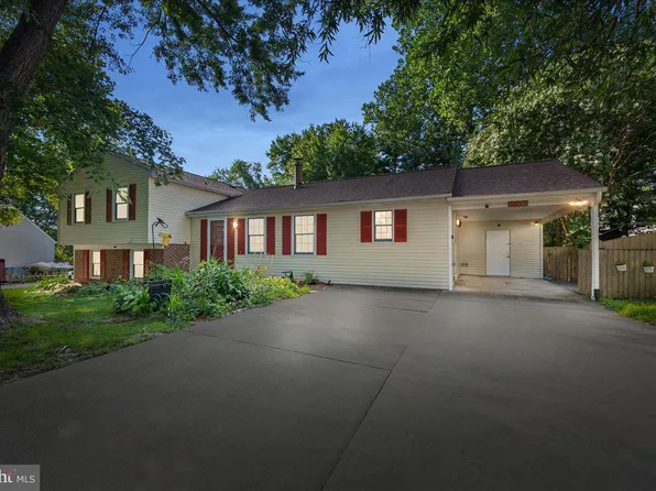 15303 Harmony Hill Ct, Centreville, VA 20120