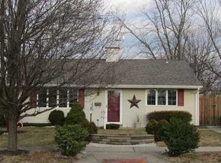 9 Raleigh Rd, Edison, NJ 08817