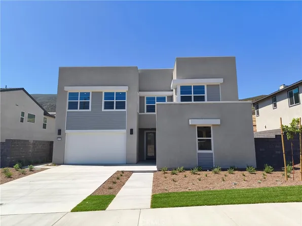 16034 Butterfly Dr, Fontana, CA 92336