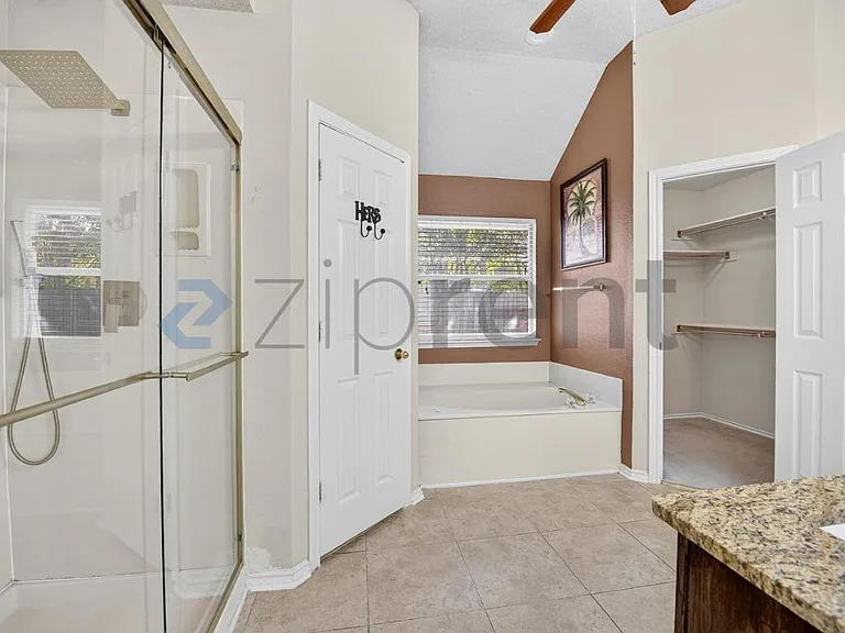 5412 Blue Water Lake Dr — Photo 20