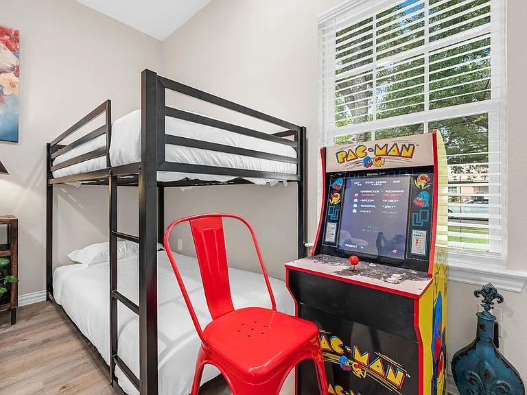 3321 Westminster Dr — Photo 23