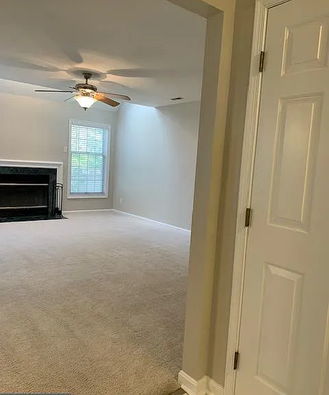 48005 Mayflower Dr — Photo 8