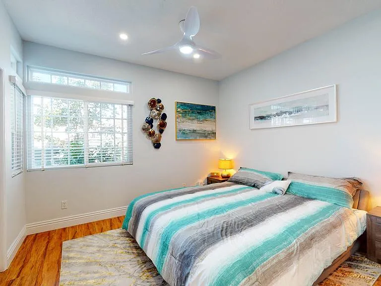36 Campton Pl — Photo 17