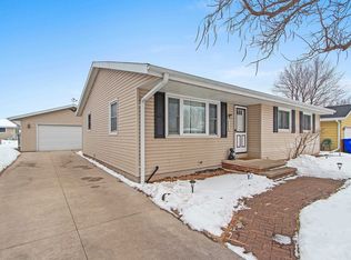 2519 S Eric Dr, Appleton, WI 54915