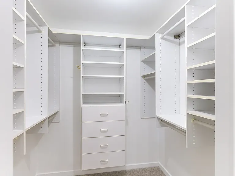 4461 Kohler Dr — Photo 8