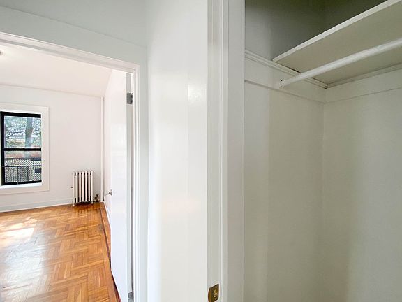 4th image of 538 E 21st St APT A1