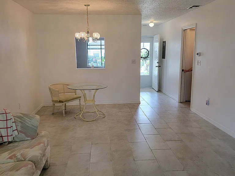 10819 Chenequa Ct — Photo 19