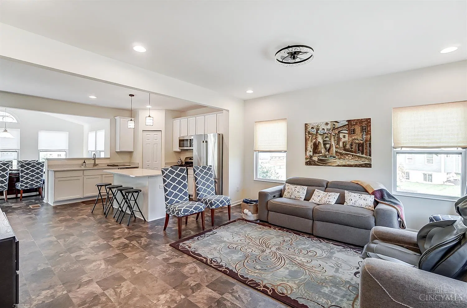 4 bed, 3.5 bath, 2795 sqft, $2,850 — Photo 3