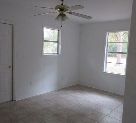 3rd image of 219 Marie Cir