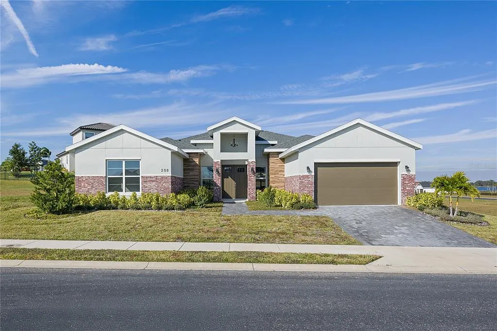 4 bed, 3.5 bath, 2656 sqft, $3,850 — Photo 1