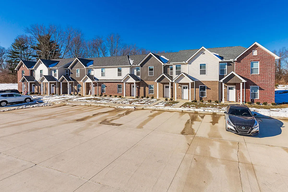 Building Photo - 4325 Otter Creek Dr