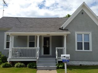 1213 15th Ave, Menominee, MI 49858