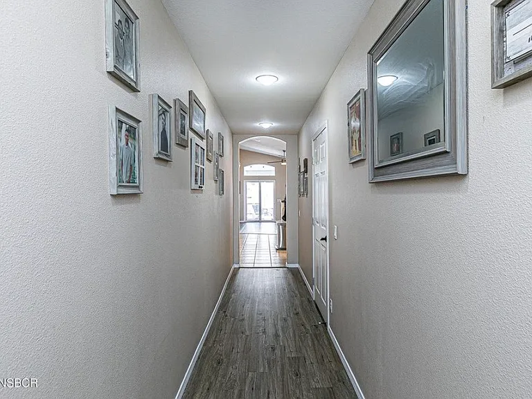 2421 N Baldwin Way — Photo 3