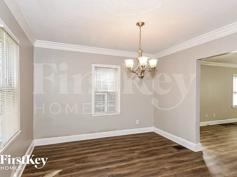1567 Mayflower Ave SW — Photo 7