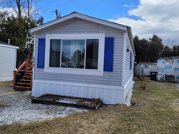 3rd image of 48 First Street