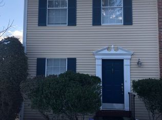 1 Cumberland Ct, Peekskill, NY 10566