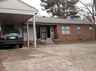 982 Mount Moriah Rd, Memphis, TN 38117