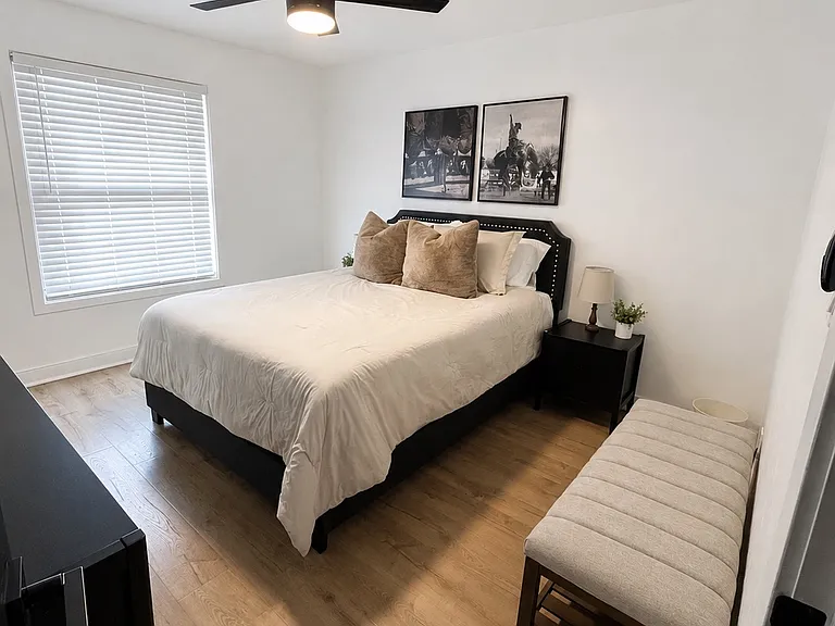 605 E Hancock Ave — Photo 4